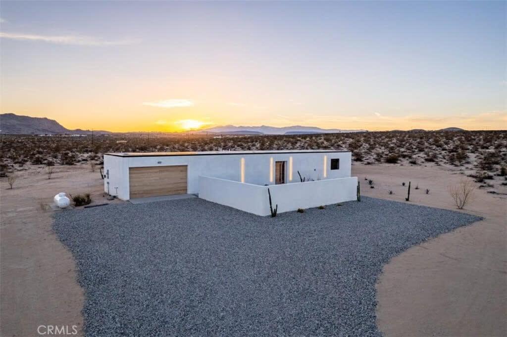 Skydweller - Joshua Tree Modern Villa Exterior photo